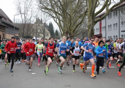 Startschuss in der Schwerzerallee beim Gmünder Stadtlauf